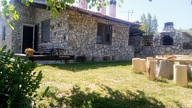 ΚΑΤΑΦΥΓΙΟ ΛΥΚΟΣΤΡΑΤΑ